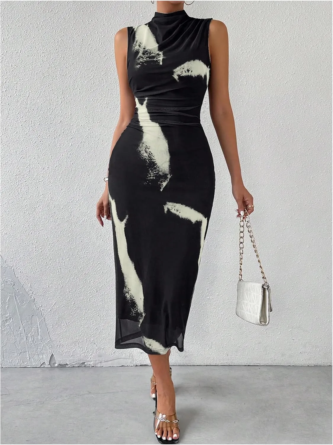 Floerns Women's Solid Sleeveless Mock Neck Knee Length Ruched Bodycon Dress