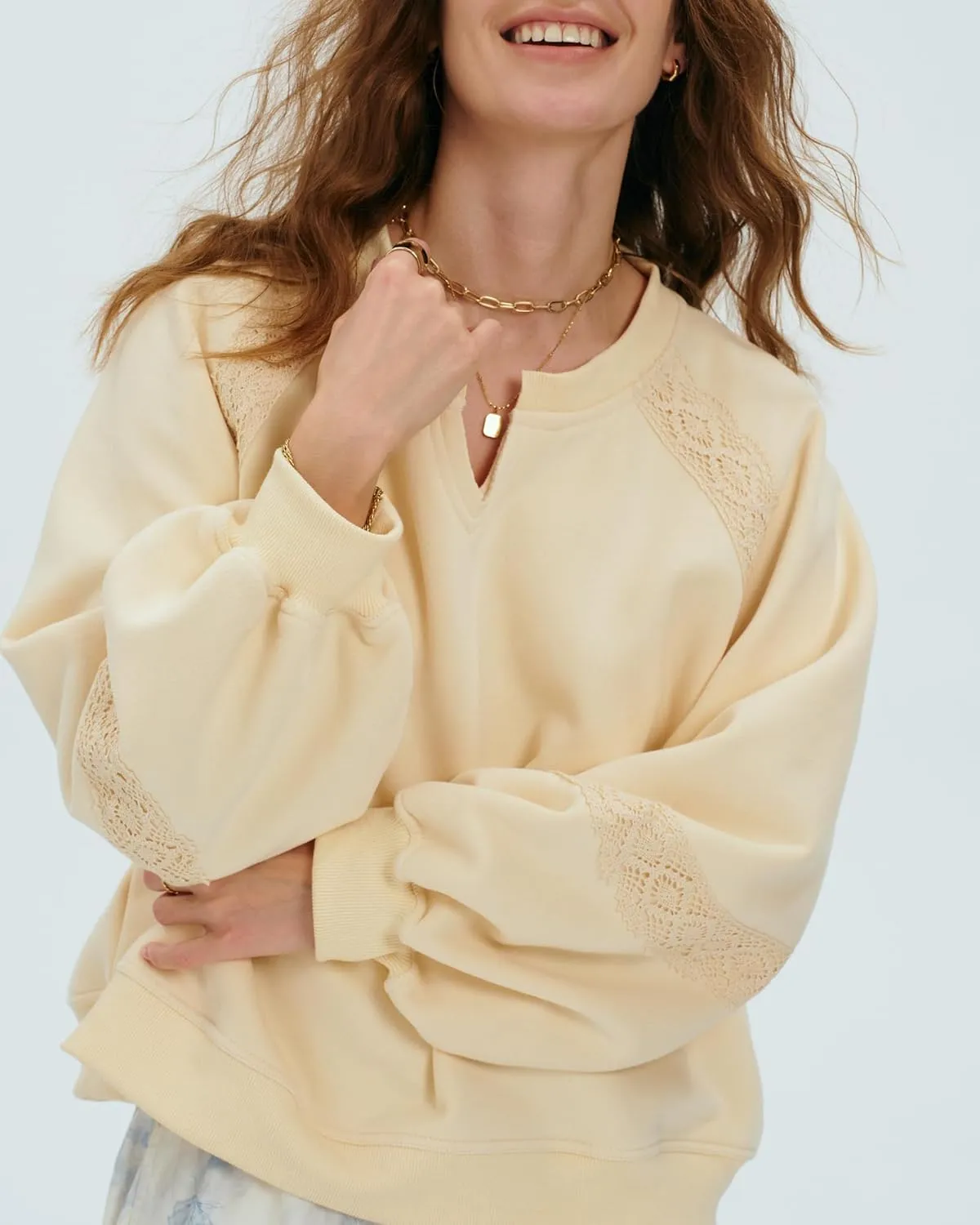 Locachy Womens Oversized Sweatshirt Casual V Neck Long Sleeve Cropped Pullover Tops Trendy Loose Blouses