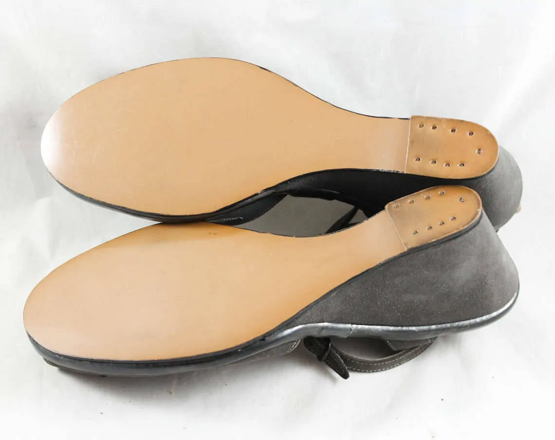 Size 6 1940s Gray Platform Shoes - 40s 50s Peep Toe Wedges with Sexy Ankle Strap - Suede & Leather Appliques - Narrow Width - Deadstock
