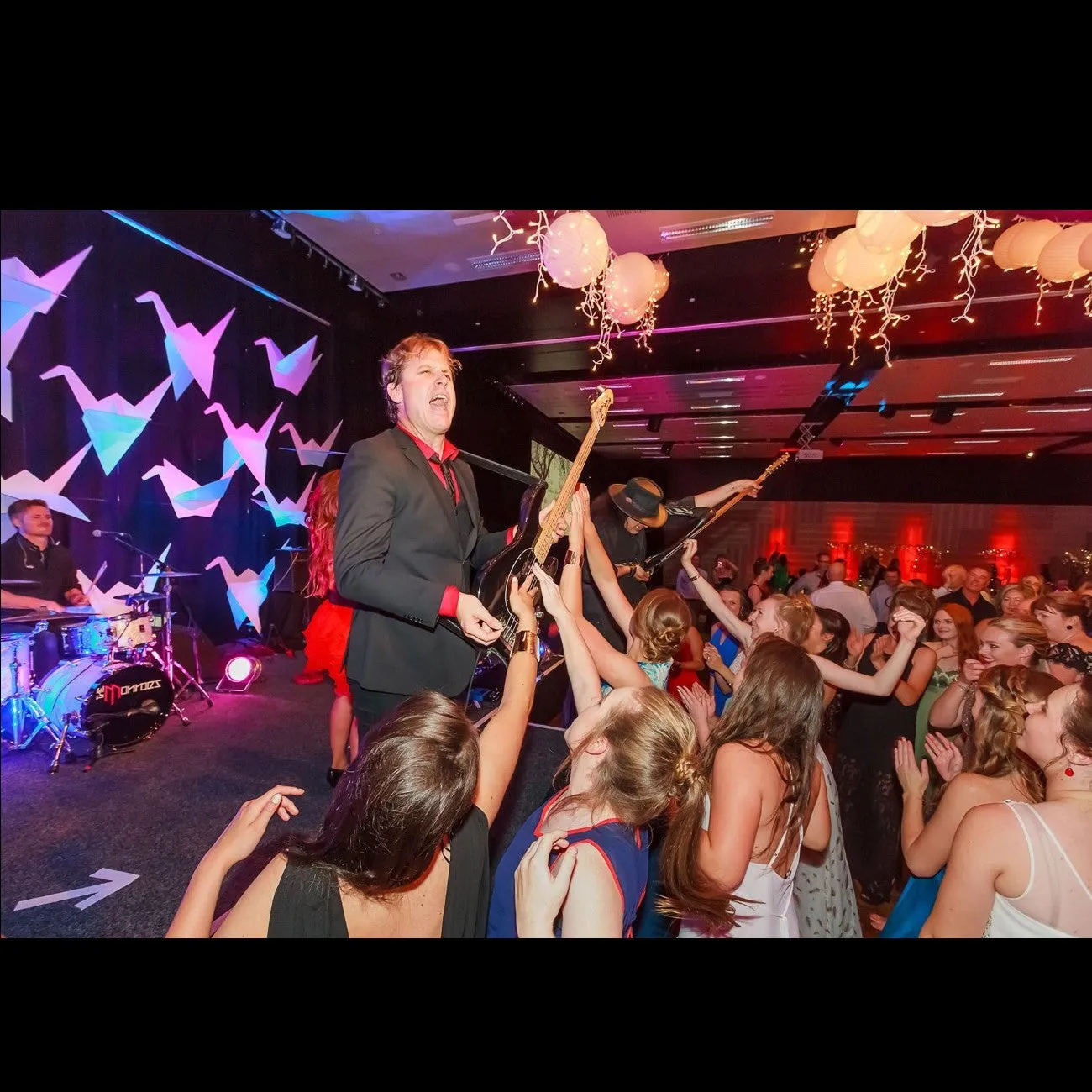The Monroes - 4 or 5 piece Covers band - Hamilton