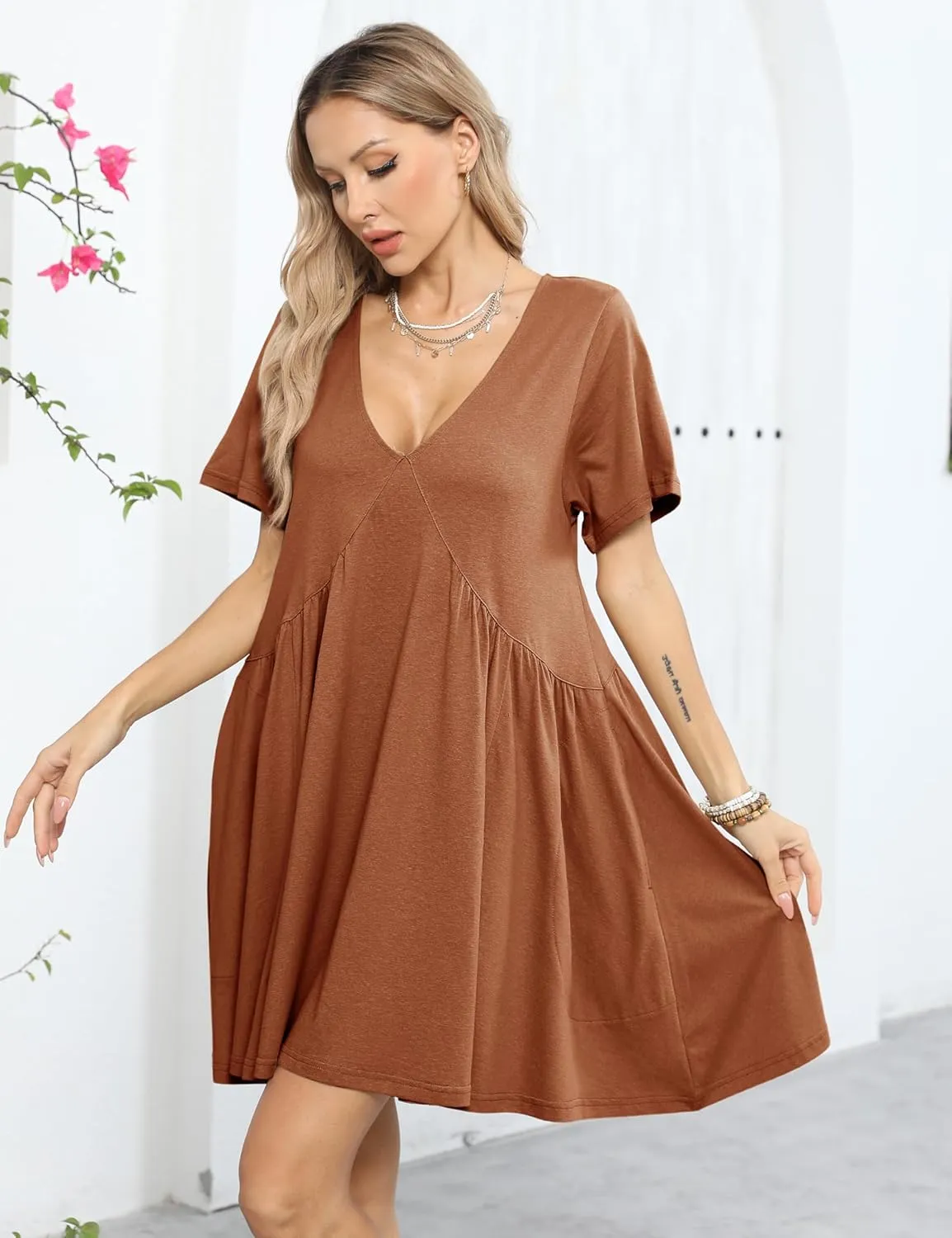 Watashi Women's Summer Short Sleeve Mini Dress V-Neck Casual Loose Pleated Dress Doll Neck Short Dress with Pockets