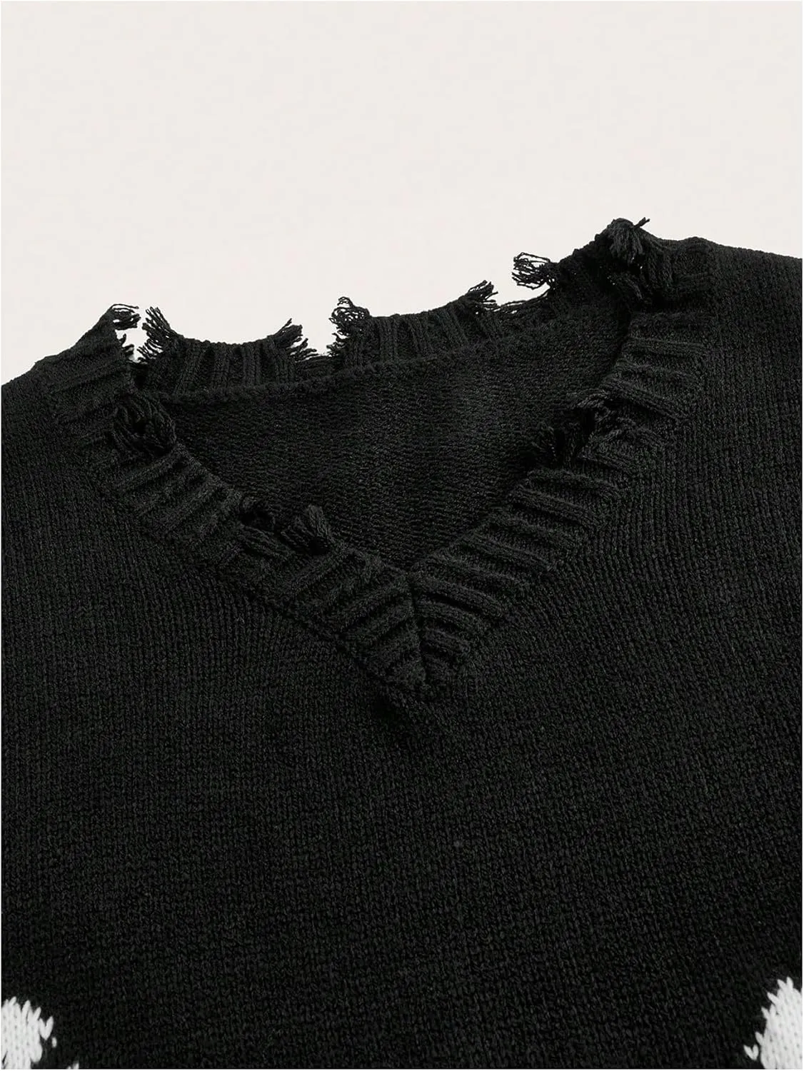 Women's Graphic Gothic Long Sleeve Sweaters Distressed V Neck Knit Crop Top Pipped Sweater Fall Pullover Sweaters