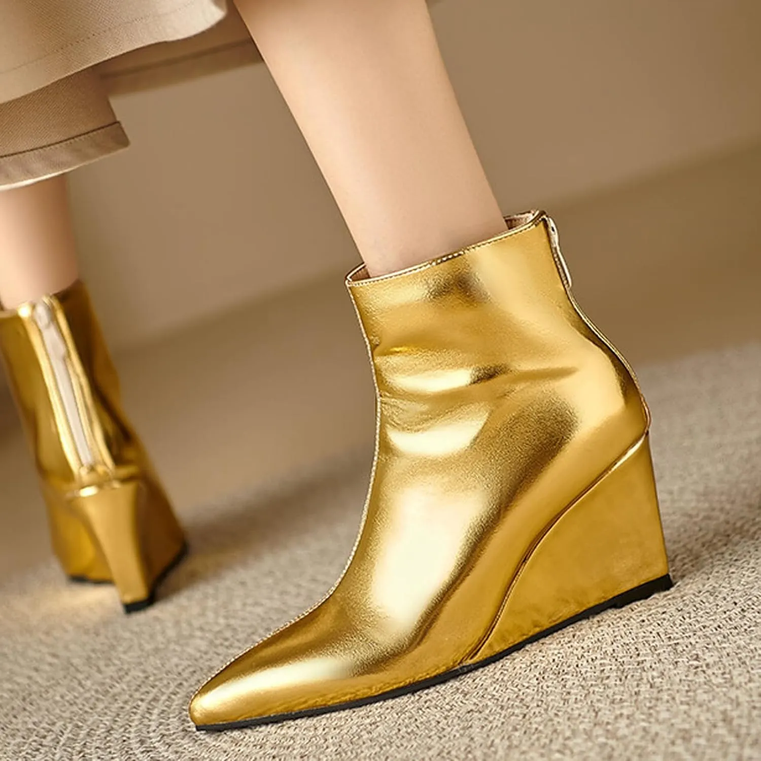 Women'S Patent Leather Shiny One-Piece Wedge Heel Fashion Ankle Boots With Back Zipper Sexy Pointed Block High Heel Non-Slip Chelsea Dress Party Ankle Boots