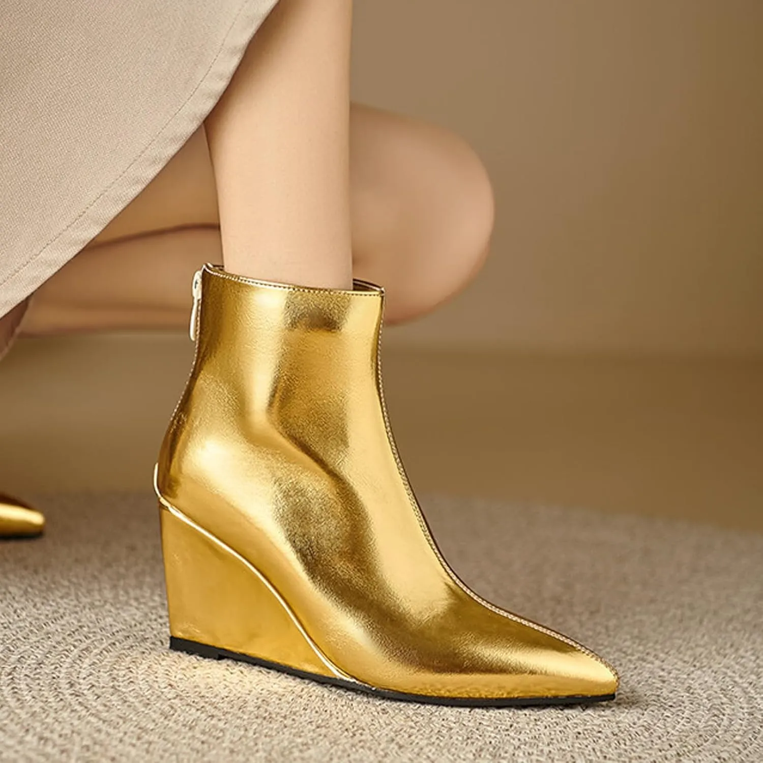 Women'S Patent Leather Shiny One-Piece Wedge Heel Fashion Ankle Boots With Back Zipper Sexy Pointed Block High Heel Non-Slip Chelsea Dress Party Ankle Boots