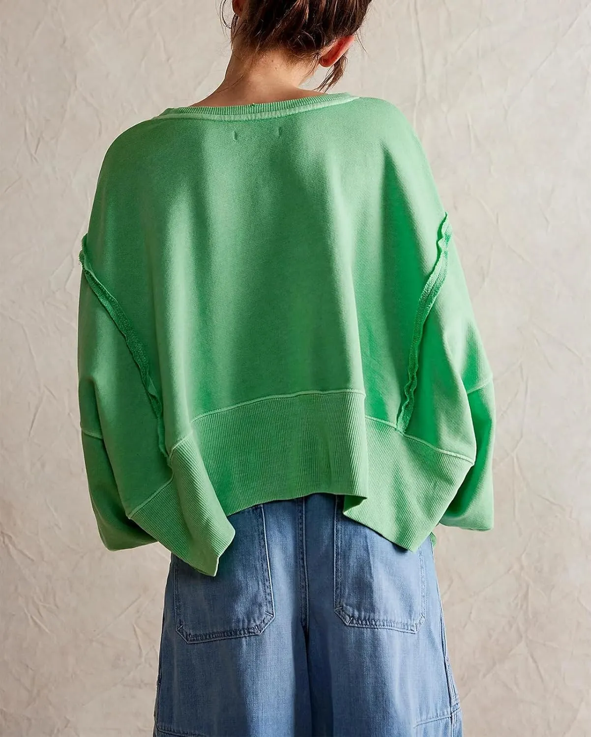 Yuemengxuan Womens Y2k Oversized Sweatshirt Scoop Neck Pullover Tops Batwing Sleeve Cropped Sweatshirts Fall Outfits